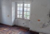 Участок с постройкой на продажу в городе Ферроль. Фото