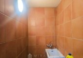 Отдельно стоящий дом с участком на продажу в городе Сант Пере де Виламайор. Фото